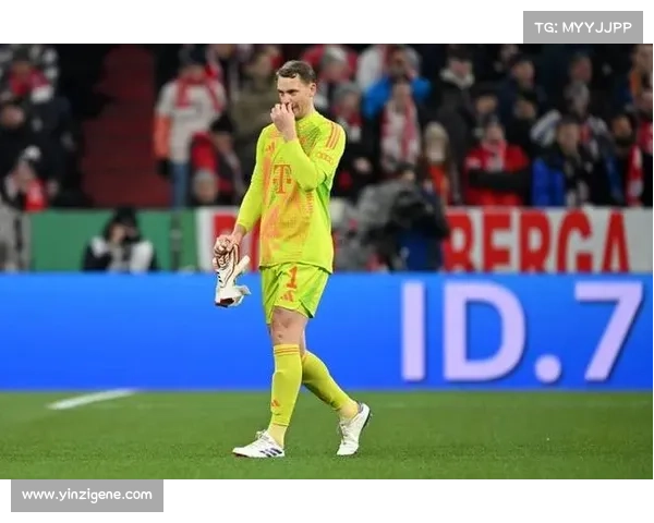 曼努埃尔·诺伊尔：欧冠赛场上的无敌守护神与传奇篇章